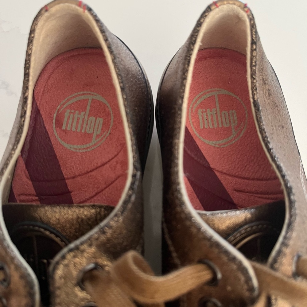 NEW FitFlop Super T Women’s Metallic Brown Crackled Sneakers Sized 7 - Picture 4 of 6